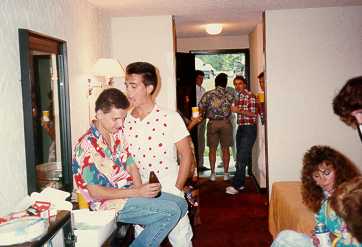 10 - Richard Licking Greg.jpg (13816 bytes)