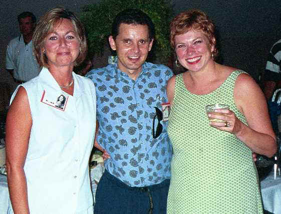 Debbie Greg Lisa.jpg (35980 bytes)