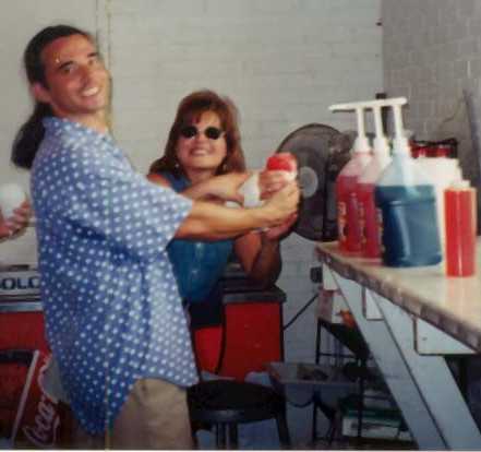 Snowcones.JPG (17957 bytes)