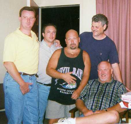 Stcrew.jpg (23470 bytes)