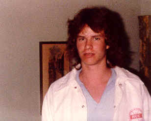 jimbo_white_jacket.jpg (7766 bytes)